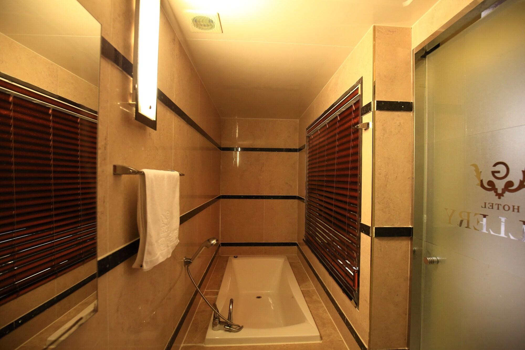 Gallery Tourist Hotel Thongjong Kültér fotó
