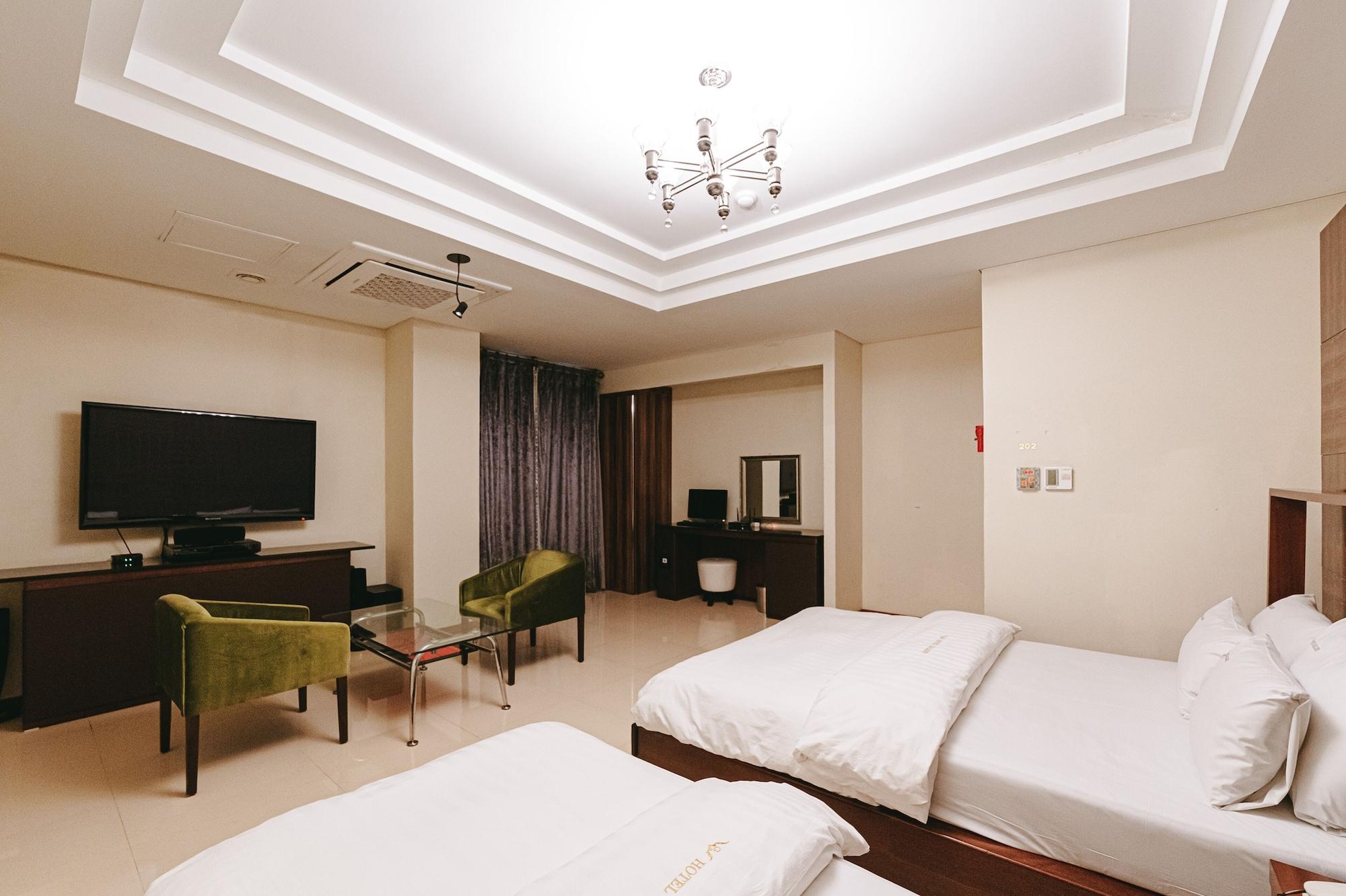 Gallery Tourist Hotel Thongjong Kültér fotó