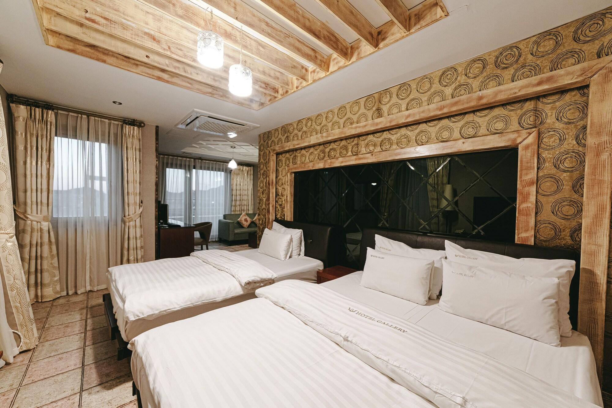 Gallery Tourist Hotel Thongjong Kültér fotó