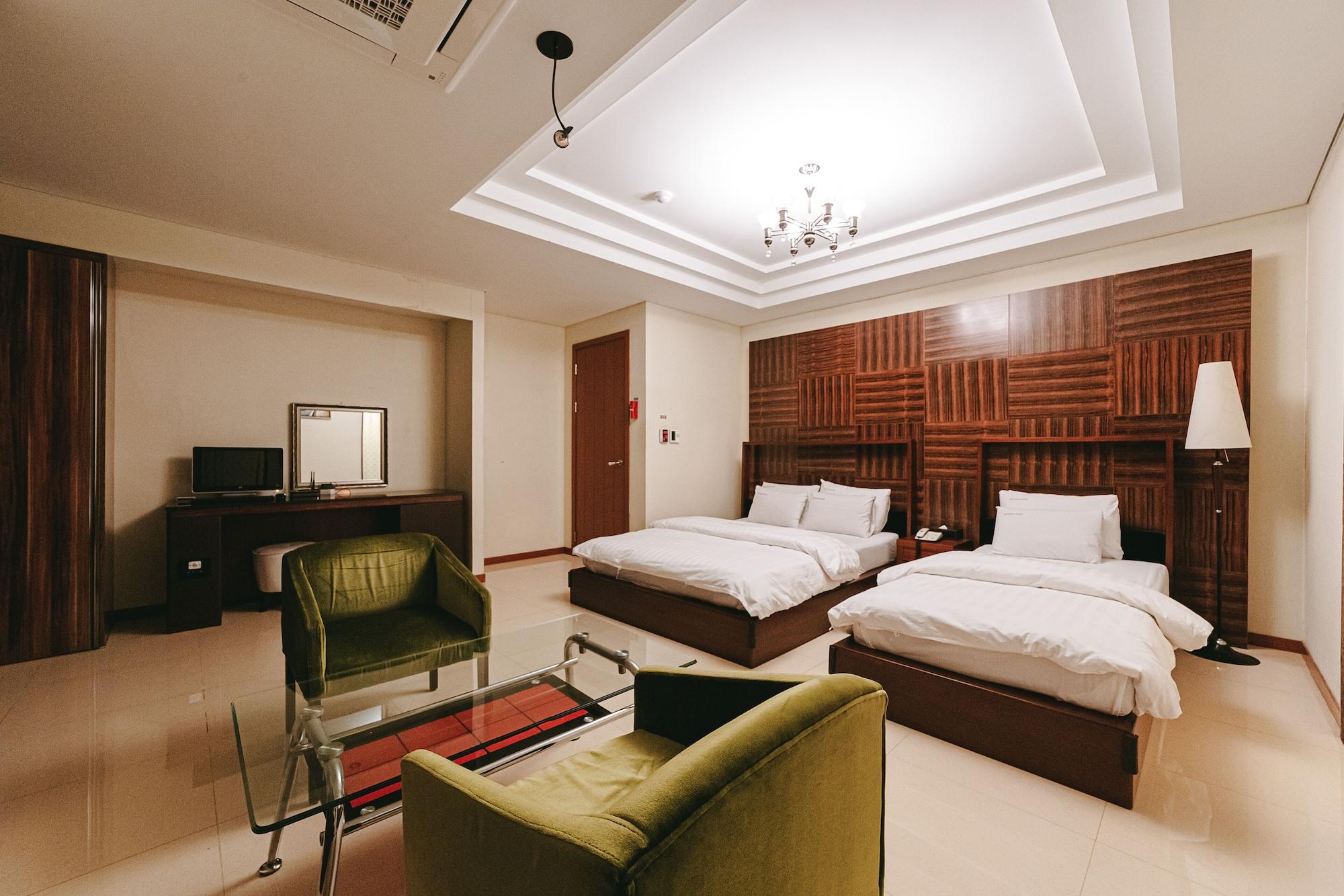 Gallery Tourist Hotel Thongjong Kültér fotó