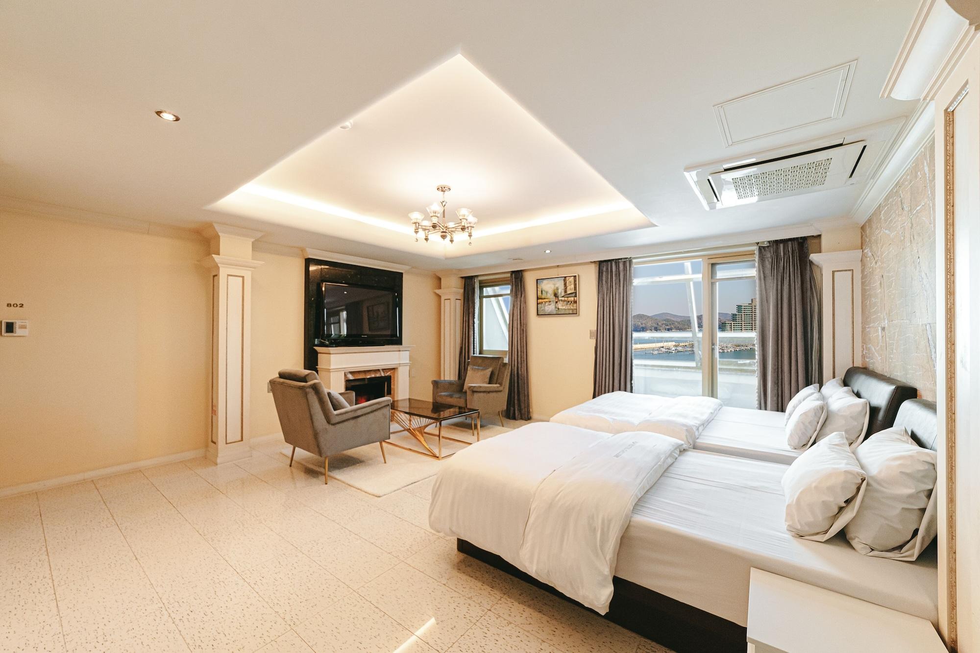 Gallery Tourist Hotel Thongjong Kültér fotó