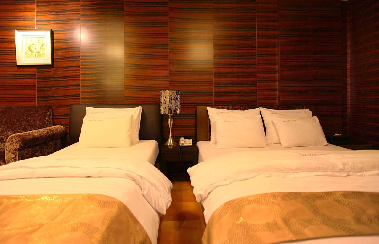 Gallery Tourist Hotel Thongjong Kültér fotó