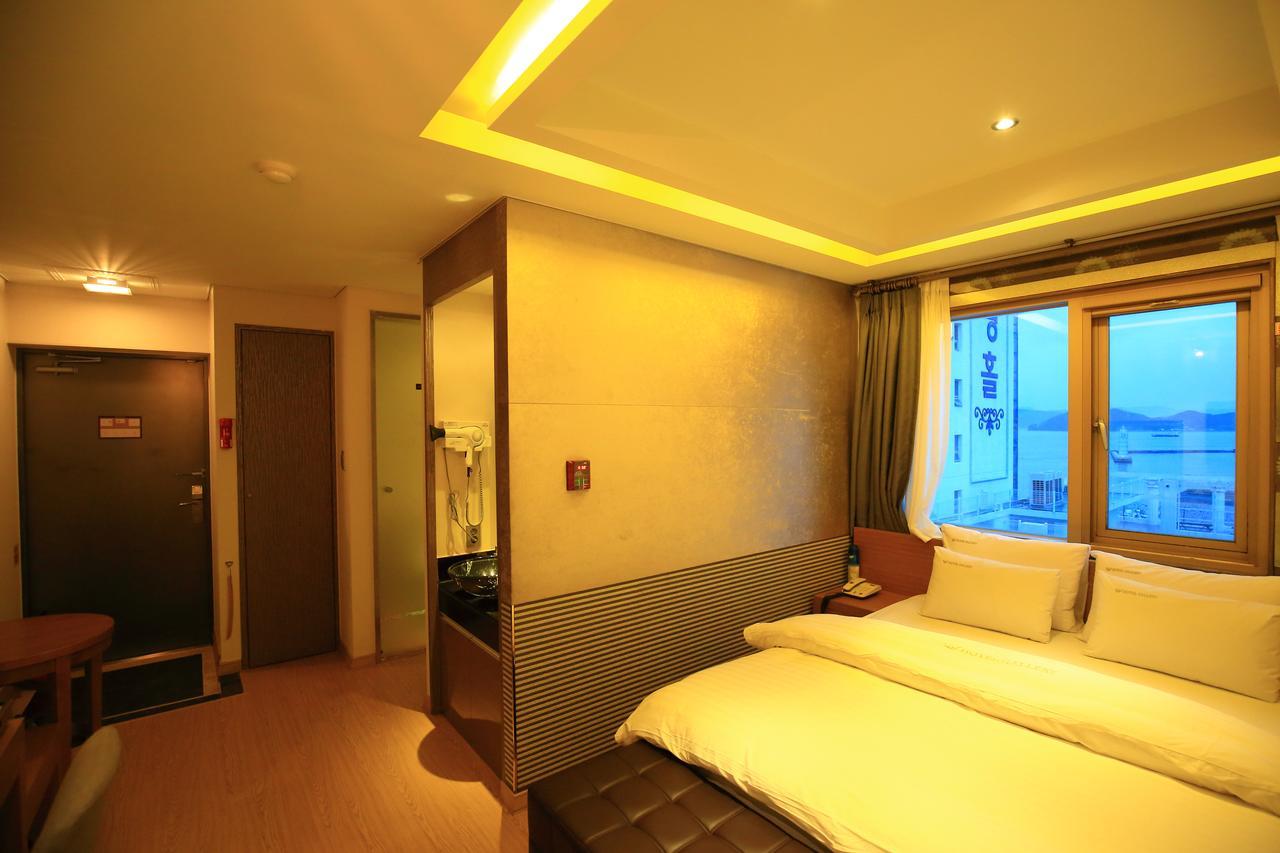 Gallery Tourist Hotel Thongjong Kültér fotó