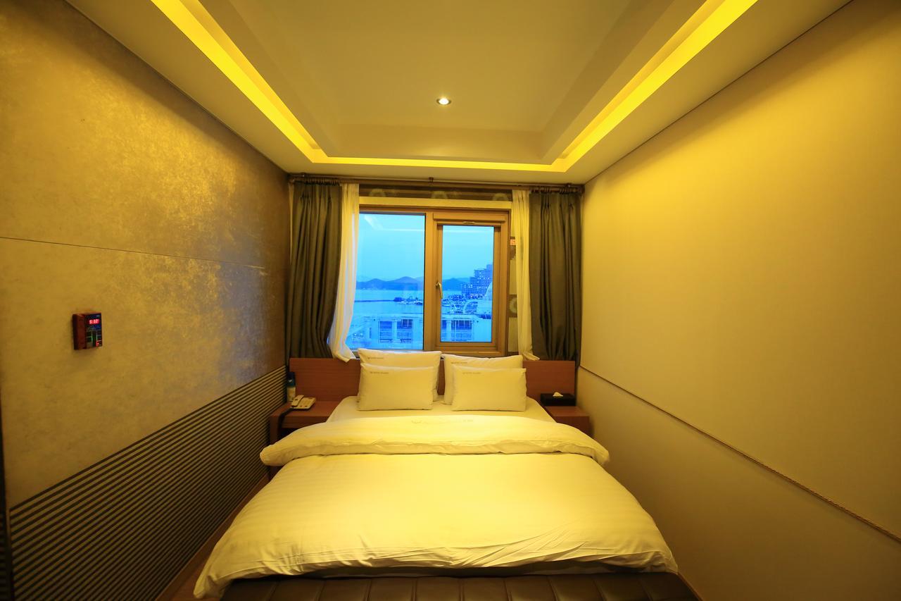 Gallery Tourist Hotel Thongjong Kültér fotó
